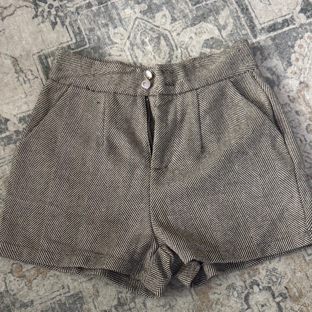 SHEIN Black and White Herringbone High Waist Shorts